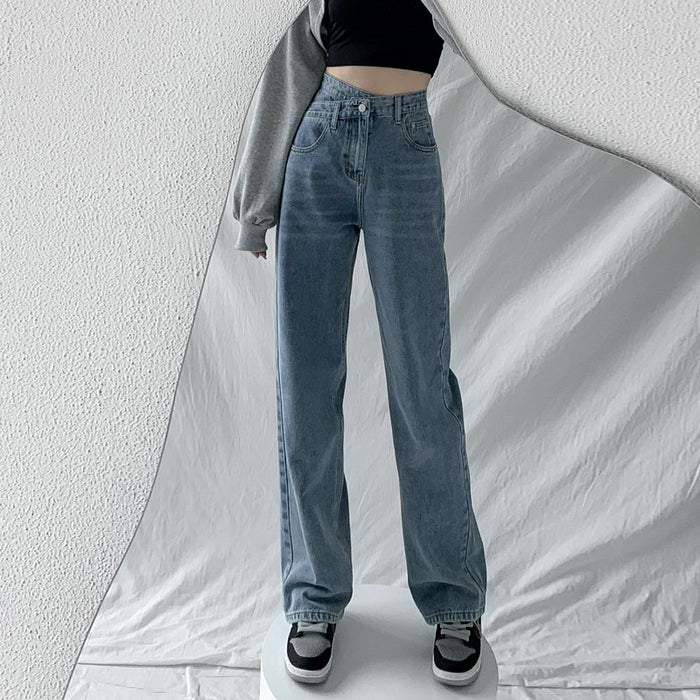 Women's Wide-Legged Mom Jeans